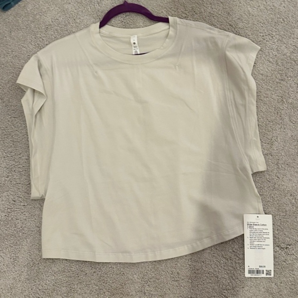 lululemon wide-sleeve cotton t-shirt